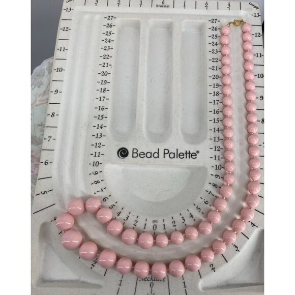Vintage Pink Bead Necklace With Gold-Tone Clasp 30" Long - Picture 4 of 4